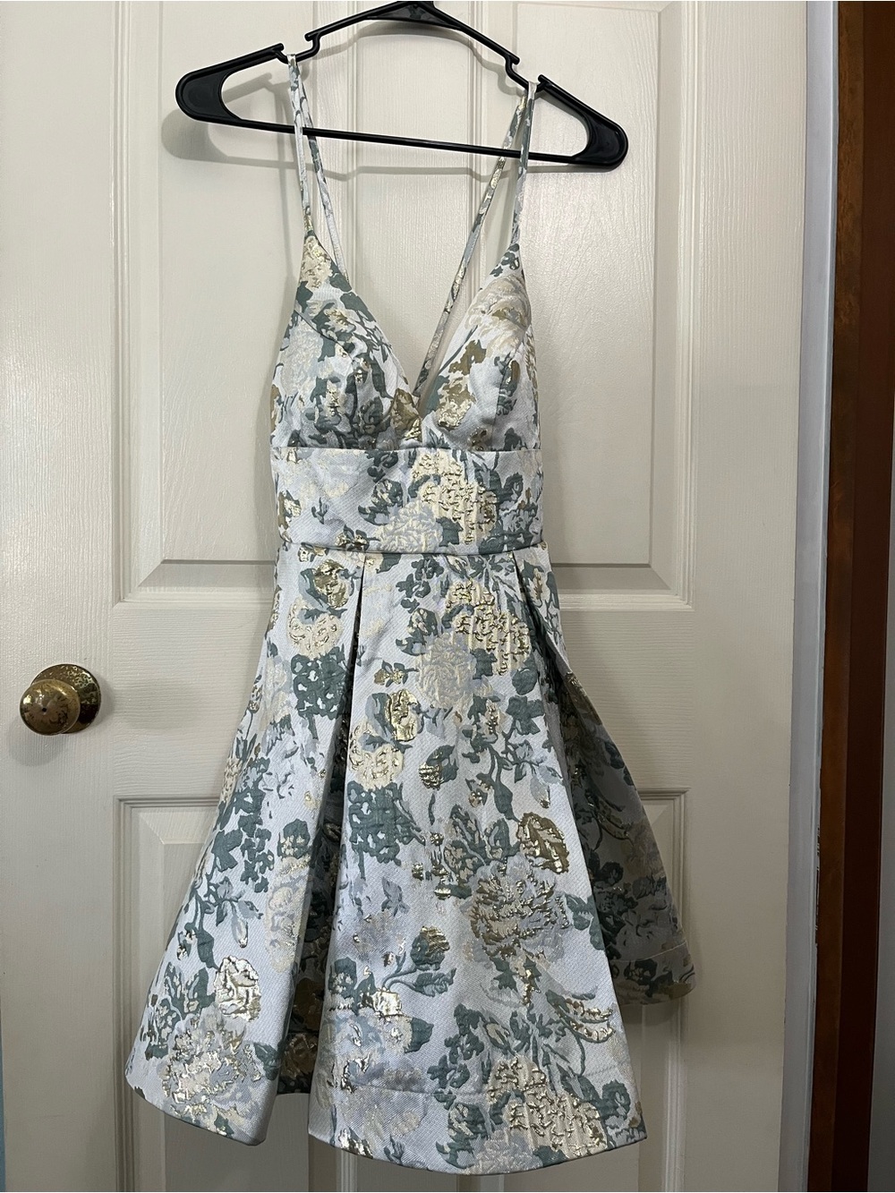 B. Darlin Fit and Flare Metallic Floral Formal Dress Size 1/2 Homecoming Party